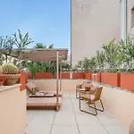 Cool Dreams Luxury Hotel