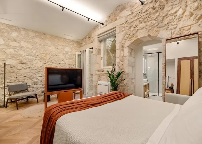 Cool Dreams Luxury